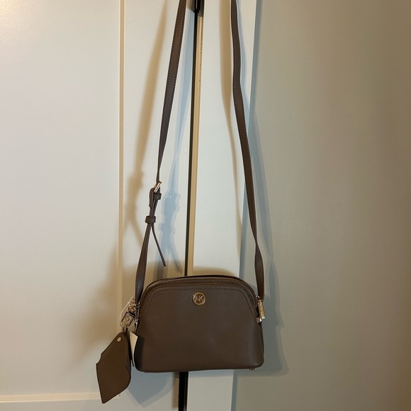 Anne Klein Elegant Brown Crossbody Bag - Picture 3 of 7